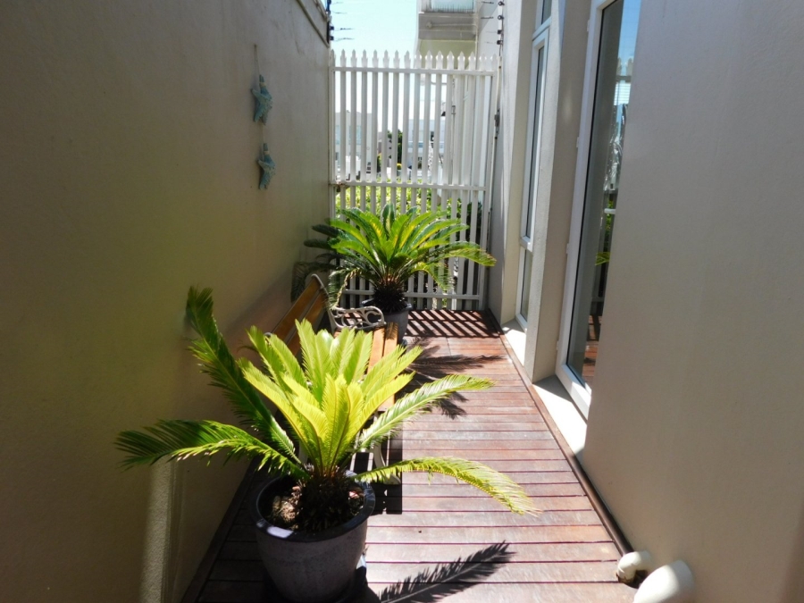 3 Bedroom Property for Sale in Harbour Island Western Cape